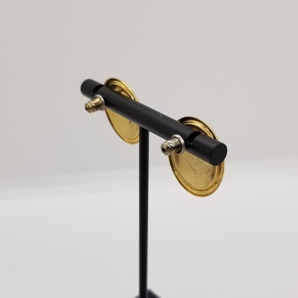 gold tone circular earrings with metallic swirls - Picture 4 of 4